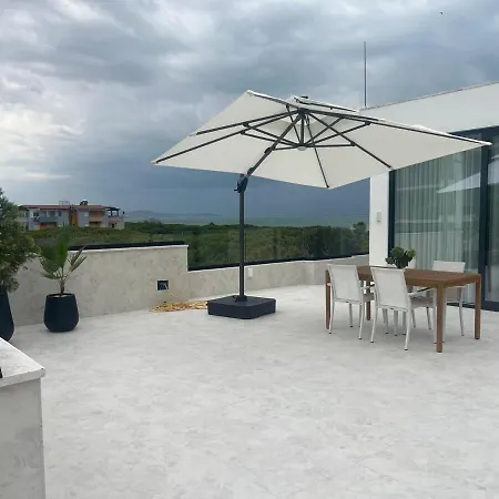 Adria Loft Golem (Tirana)