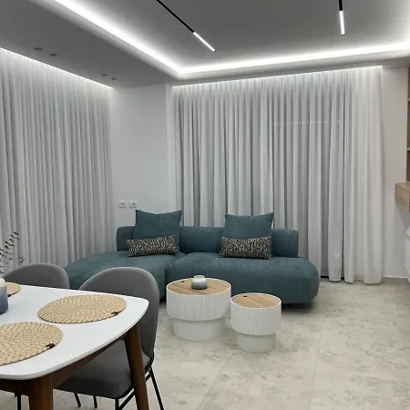 Adria Loft غوليم