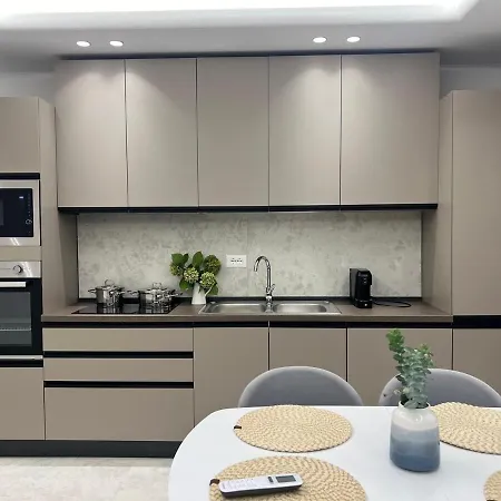 Adria Loft Golem (Tirana)