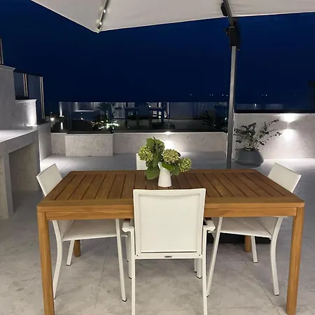 Adria Loft شقة *
