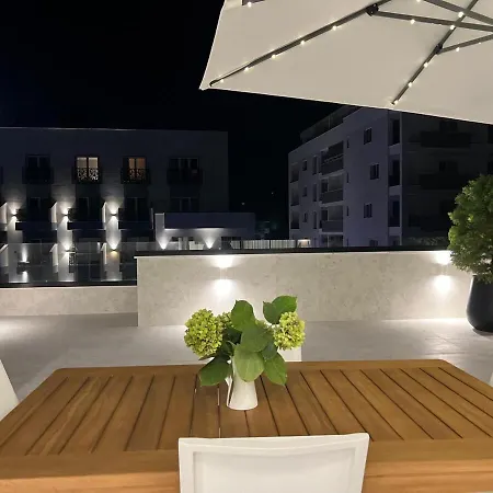 Adria Loft غوليم