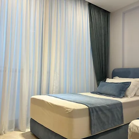 Adria Loft * Golem (Tirana)